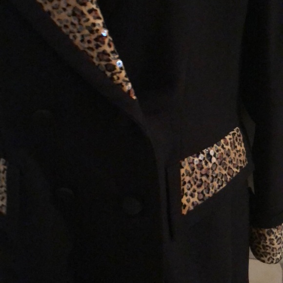 Like new Parisline blazer/jacket size m - Picture 3 of 4